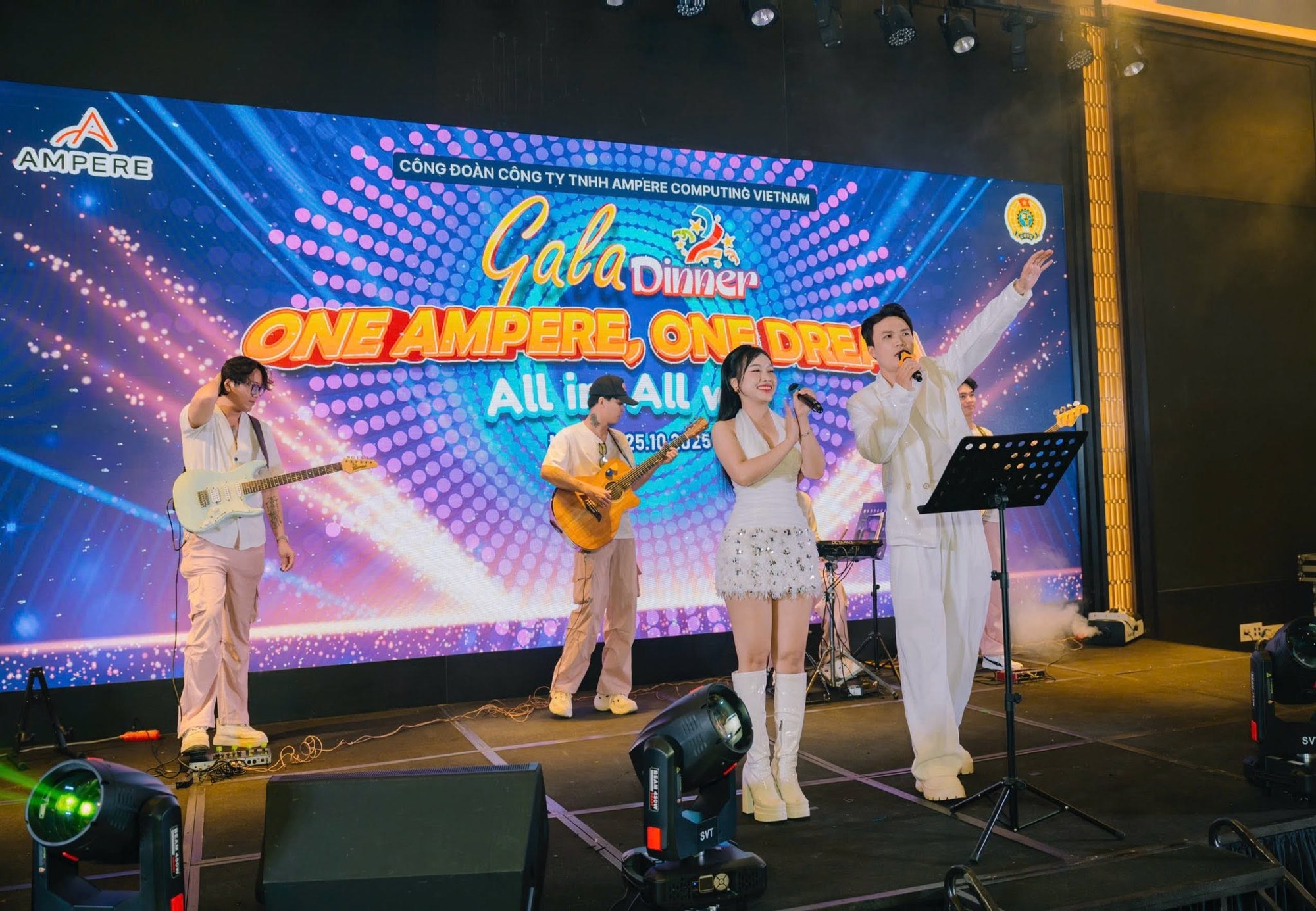 Nguyễn Hải biểu diễn tại Gala Dinner Ampere Computing Vietnam